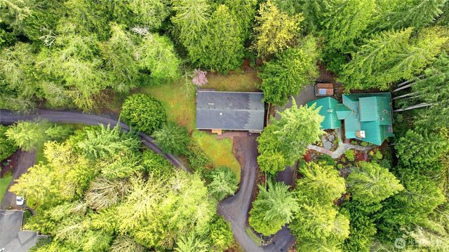 24382 Catamount Lane NW, Poulsbo, WA 98370