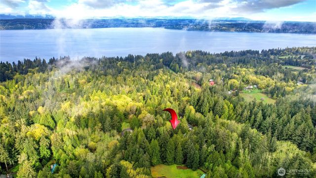 24382 Catamount Lane NW, Poulsbo, WA 98370