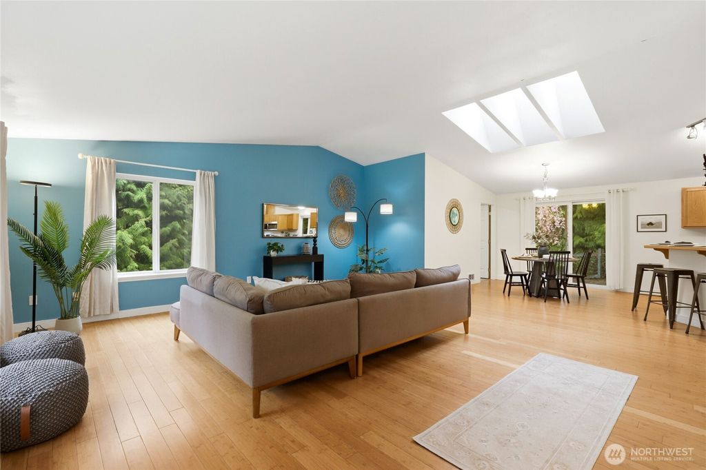 24382 Catamount Lane NW, Poulsbo, WA 98370