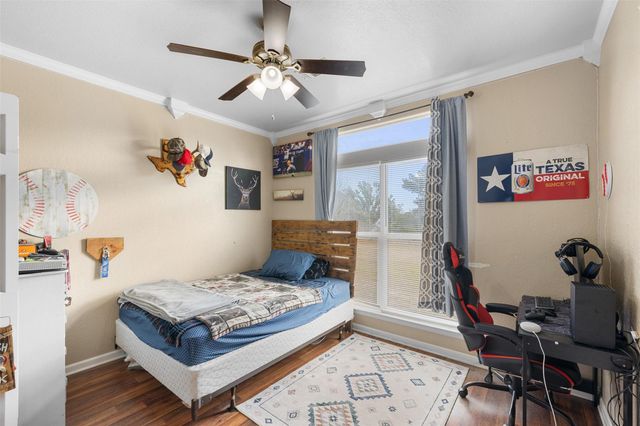 1283 Kenney Hall Road, Brenham, TX 77833