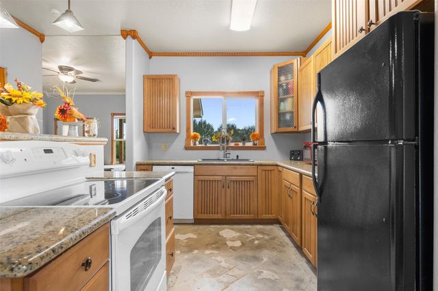 1283 Kenney Hall Road, Brenham, TX 77833