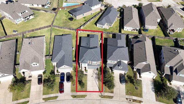 31218 Pinebrook Falls Lane, Hockley, TX 77447