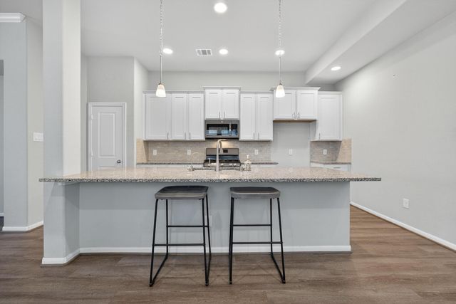 31218 Pinebrook Falls Lane, Hockley, TX 77447