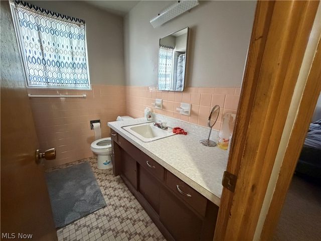 20424 Lake Shore Boulevard, Euclid, OH 44123