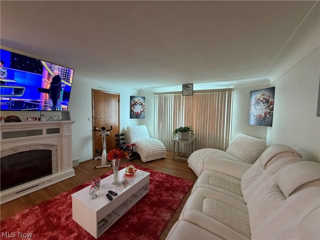 20424 Lake Shore Boulevard, Euclid, OH 44123