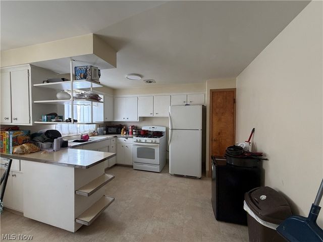 20424 Lake Shore Boulevard, Euclid, OH 44123