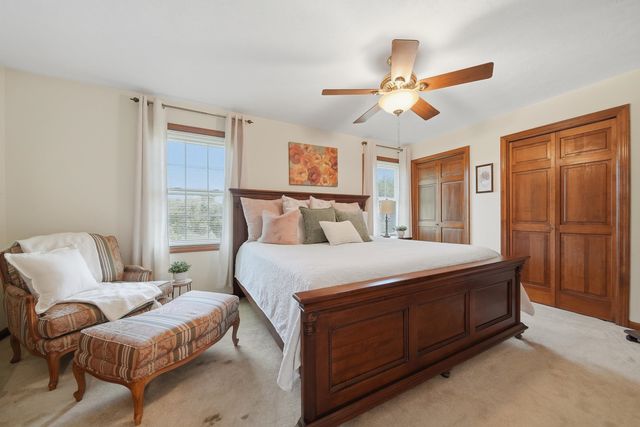 6 Veterans Rd Apt 13, Amherst, NH 03031