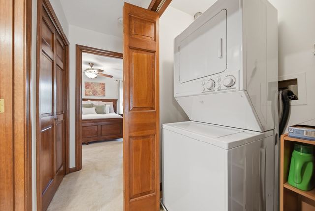 6 Veterans Rd Apt 13, Amherst, NH 03031