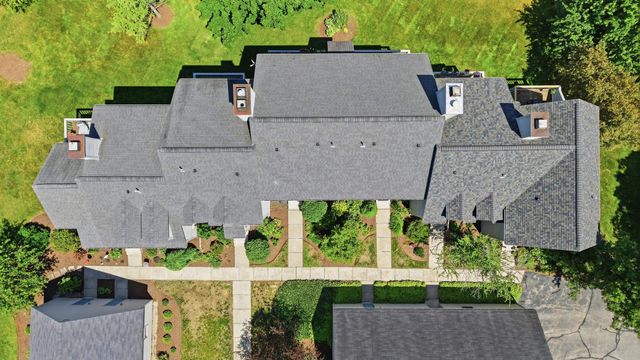 6 Veterans Rd Apt 13, Amherst, NH 03031