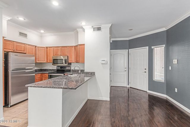 4848 N 36TH Street 115, Phoenix, AZ 85018