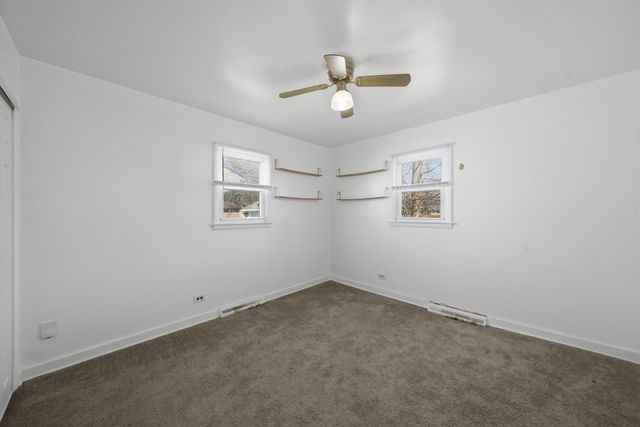 349 Woodland Drive, Grayslake, IL 60030