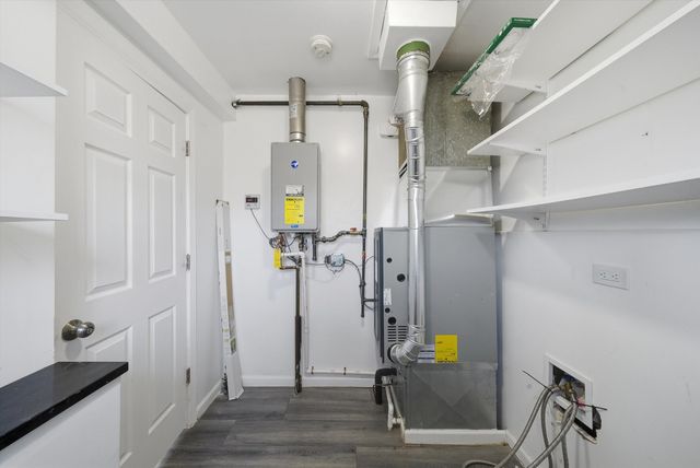 349 Woodland Drive, Grayslake, IL 60030