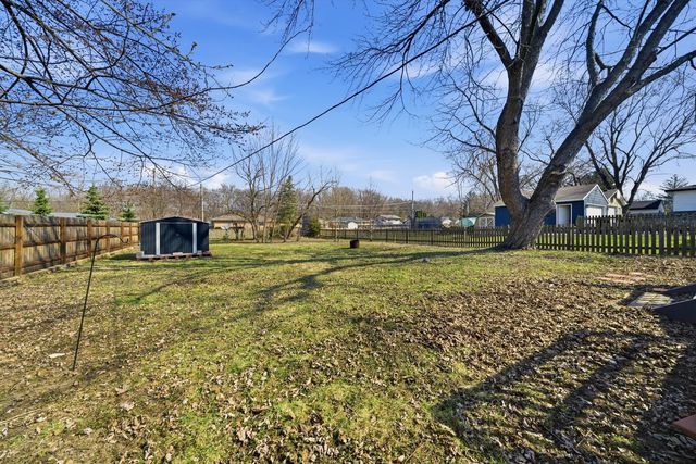 349 Woodland Drive, Grayslake, IL 60030