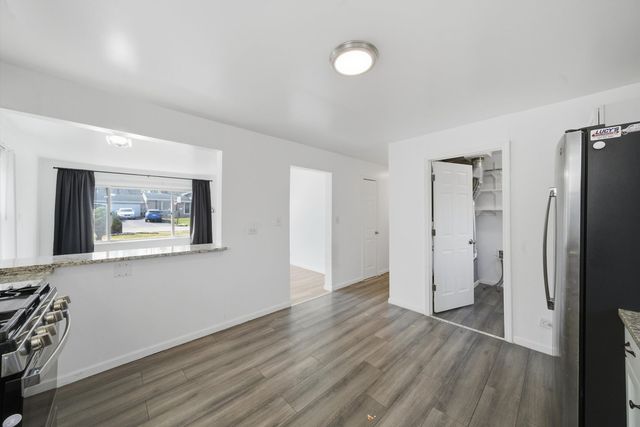 349 Woodland Drive, Grayslake, IL 60030