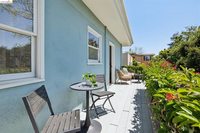 664 Vincente Ave, Berkeley, CA 94707