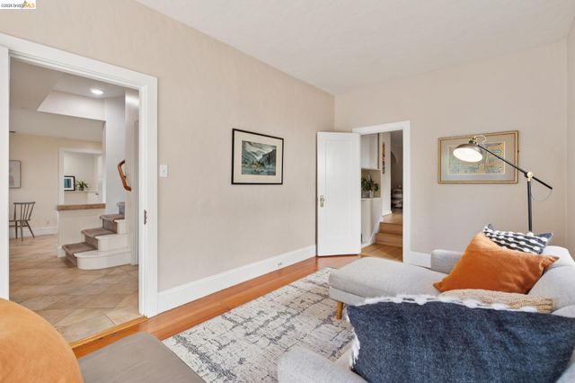 664 Vincente Ave, Berkeley, CA 94707