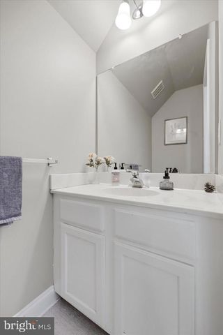 422 W 5TH AVE, Conshohocken, PA 19428