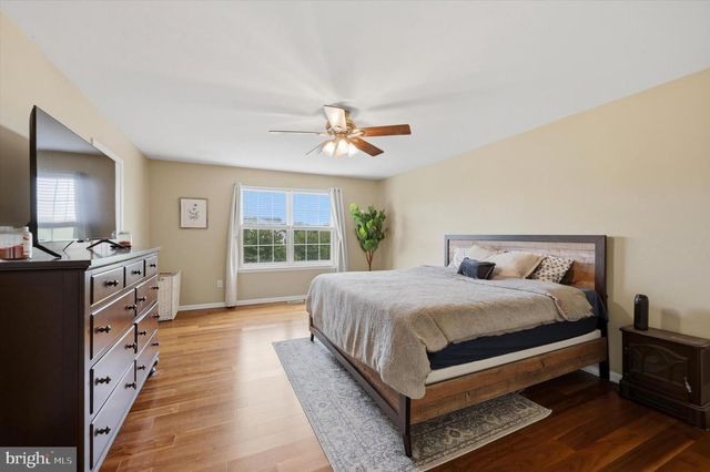 422 W 5TH AVE, Conshohocken, PA 19428