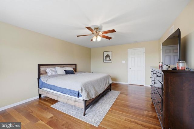 422 W 5TH AVE, Conshohocken, PA 19428
