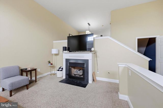 422 W 5TH AVE, Conshohocken, PA 19428
