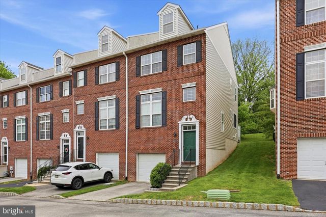 422 W 5TH AVE, Conshohocken, PA 19428