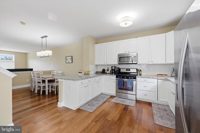 422 W 5TH AVE, Conshohocken, PA 19428