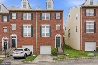 422 W 5TH AVE, Conshohocken, PA 19428