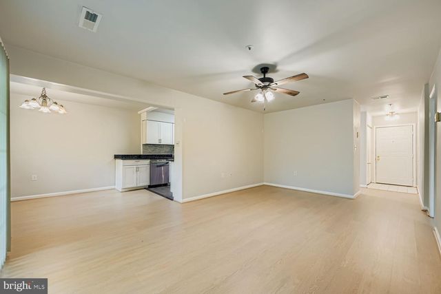 8385 MONTGOMERY RUN RD #C, Ellicott City, MD 21043