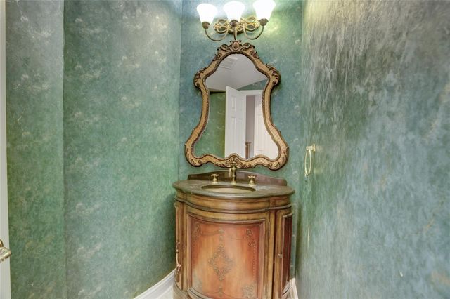 2710 Saint Annes Drive, Sugar Land, TX 77479