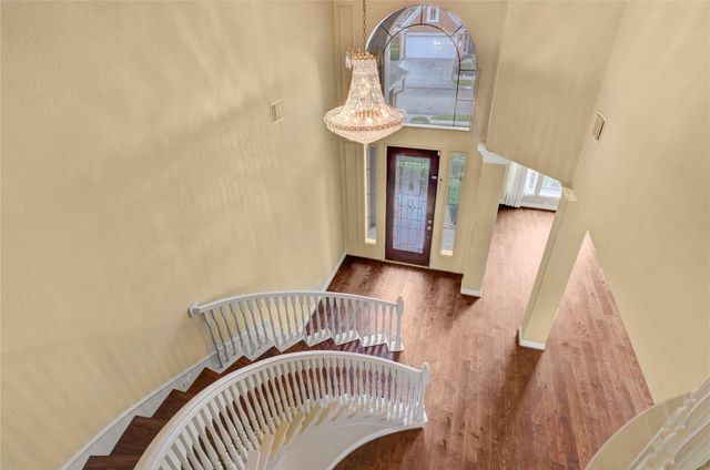 2710 Saint Annes Drive, Sugar Land, TX 77479