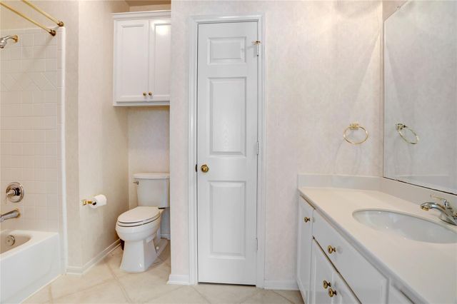 2710 Saint Annes Drive, Sugar Land, TX 77479