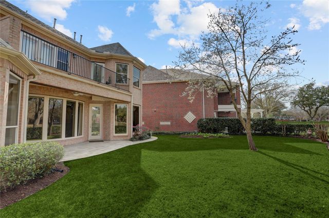 2710 Saint Annes Drive, Sugar Land, TX 77479