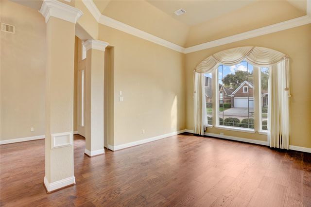 2710 Saint Annes Drive, Sugar Land, TX 77479