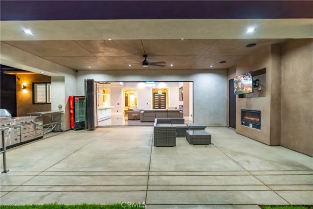 42720 23rd Street West, Lancaster, CA 93536