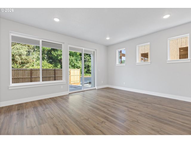 4148 Sw 174th Ave, Beaverton, OR 97078