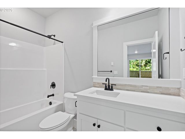 4148 Sw 174th Ave, Beaverton, OR 97078