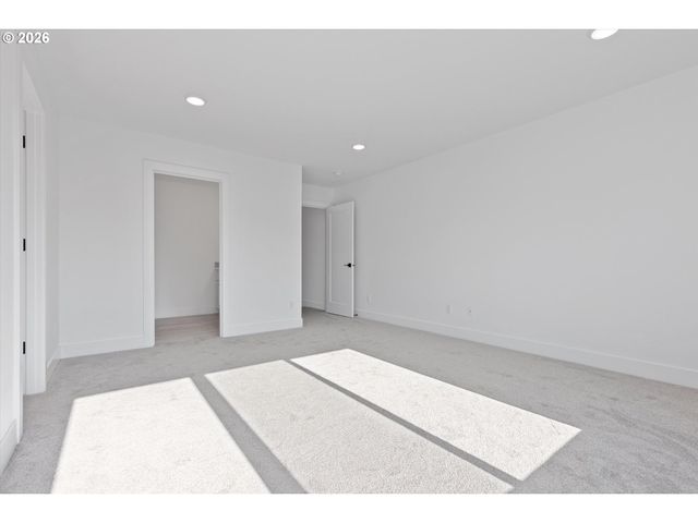 4148 Sw 174th Ave, Beaverton, OR 97078
