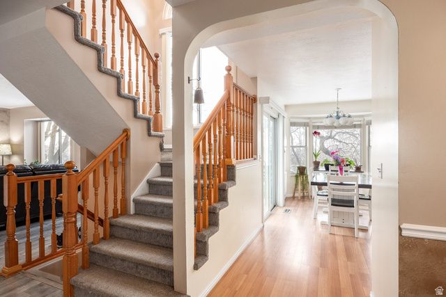 2231 N VALLEY VIEW DR, Layton, UT 84040