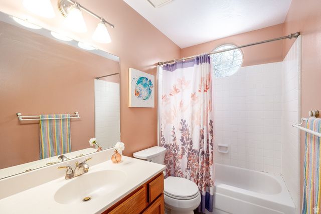 2231 N VALLEY VIEW DR, Layton, UT 84040