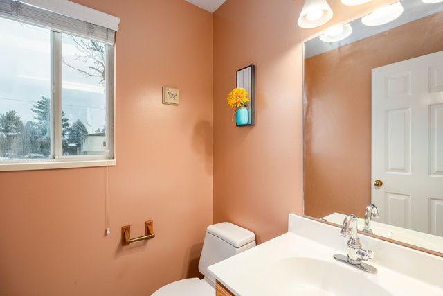 2231 N VALLEY VIEW DR, Layton, UT 84040