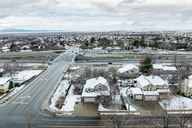 2231 N VALLEY VIEW DR, Layton, UT 84040