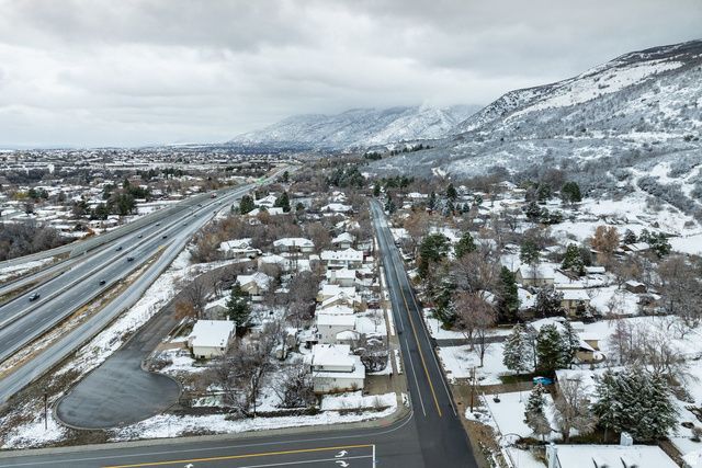 2231 N VALLEY VIEW DR, Layton, UT 84040