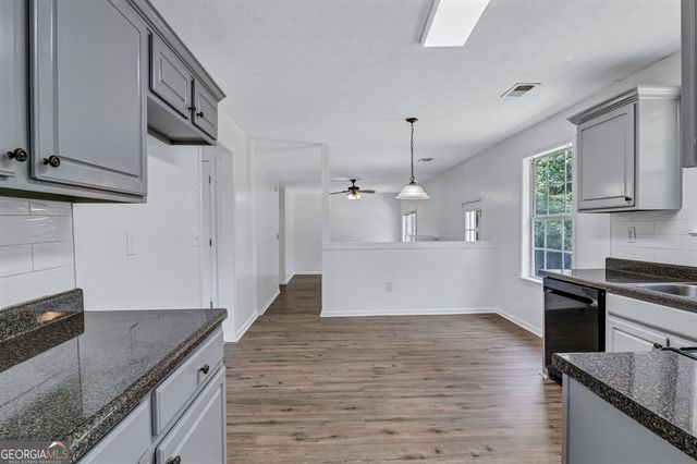 544 Harvick Circle, Stockbridge, GA 30281
