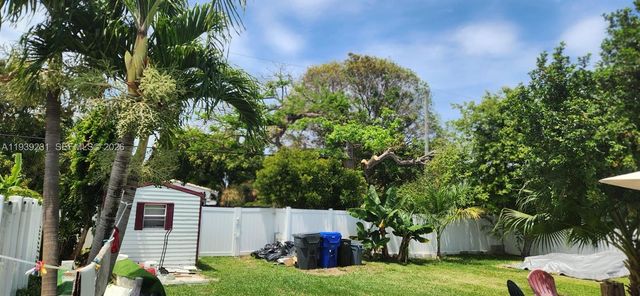 1607 Moffett St, Hollywood, FL 33020