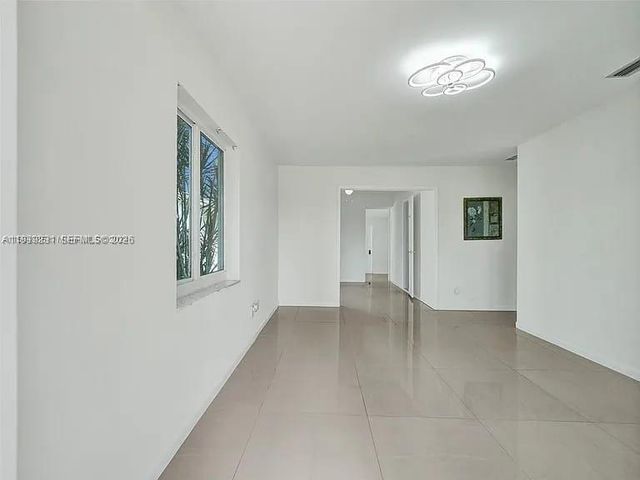 1607 Moffett St, Hollywood, FL 33020