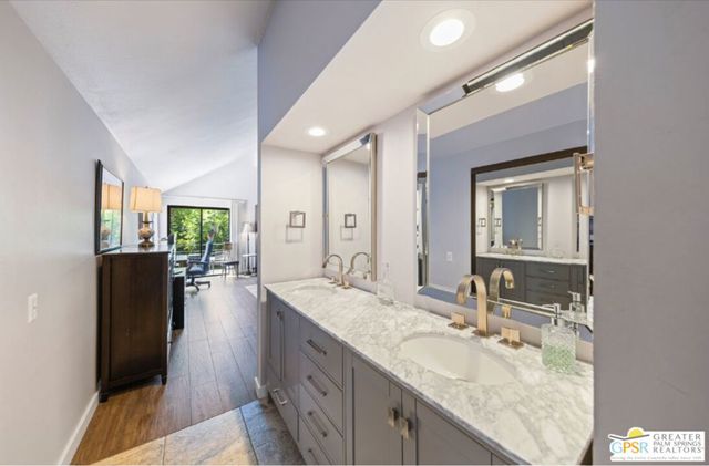 251 N Canyon Circle, Palm Springs, CA 92264