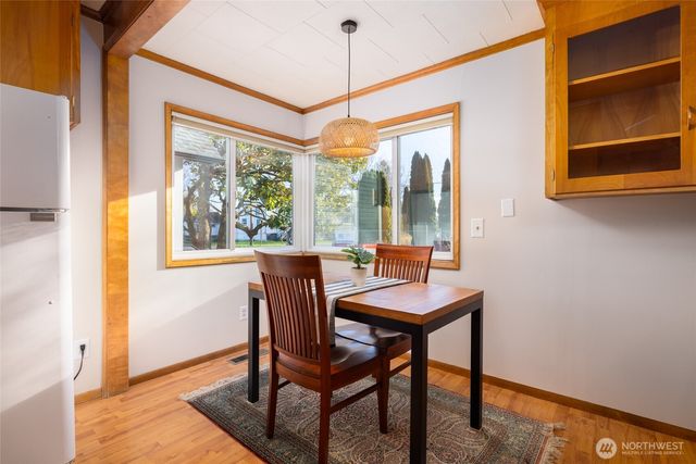 307 Center St, La Conner, WA 98257
