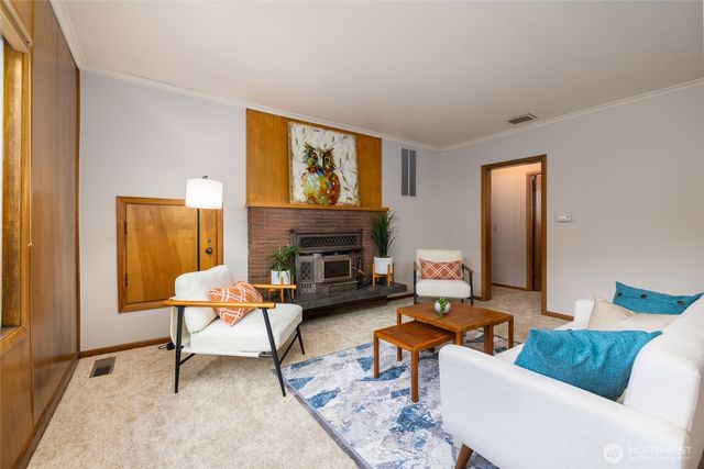 307 Center St, La Conner, WA 98257