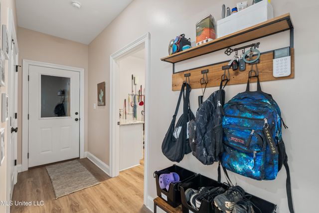 8 Canyon Oak, Hattiesburg, MS 39402