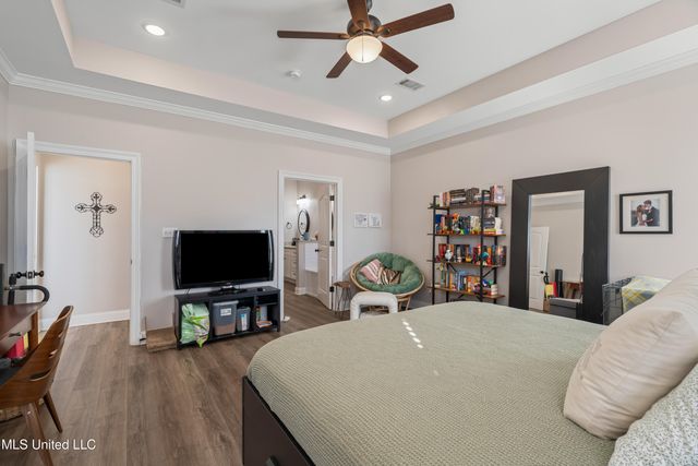 8 Canyon Oak, Hattiesburg, MS 39402